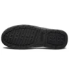 Ačkoli „Pure Black“
