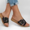 Bobs Desert Kiss Low – vzhled s cvočky Bobs Desert Kiss Low – vzhled s cvočky