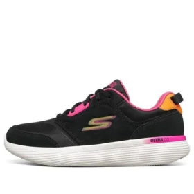 Go Run 400 V2 Low-Top „Black Pink“