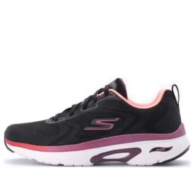 Go Run Arch Fit „Černá/Burgundská“