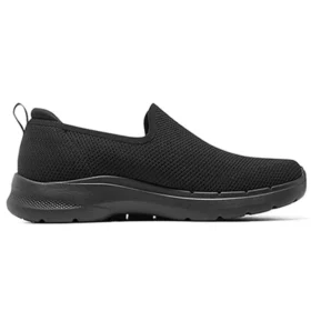 Go Walk 6 First Class Nazouvací boty „Pure Black“