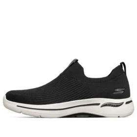 Go Walk Arch Fit „Black White“