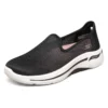 Go Walk Arch Fit „Black White“