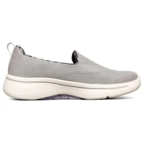 Go Walk Loafers šedé Go Walk Loafers šedé