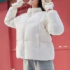 Krátká péřová bunda z řady Lifestyle „White“