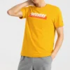Pánské sportovní tričko Skechers Sport s potiskem abecedy, krátký rukáv, zlatá barva