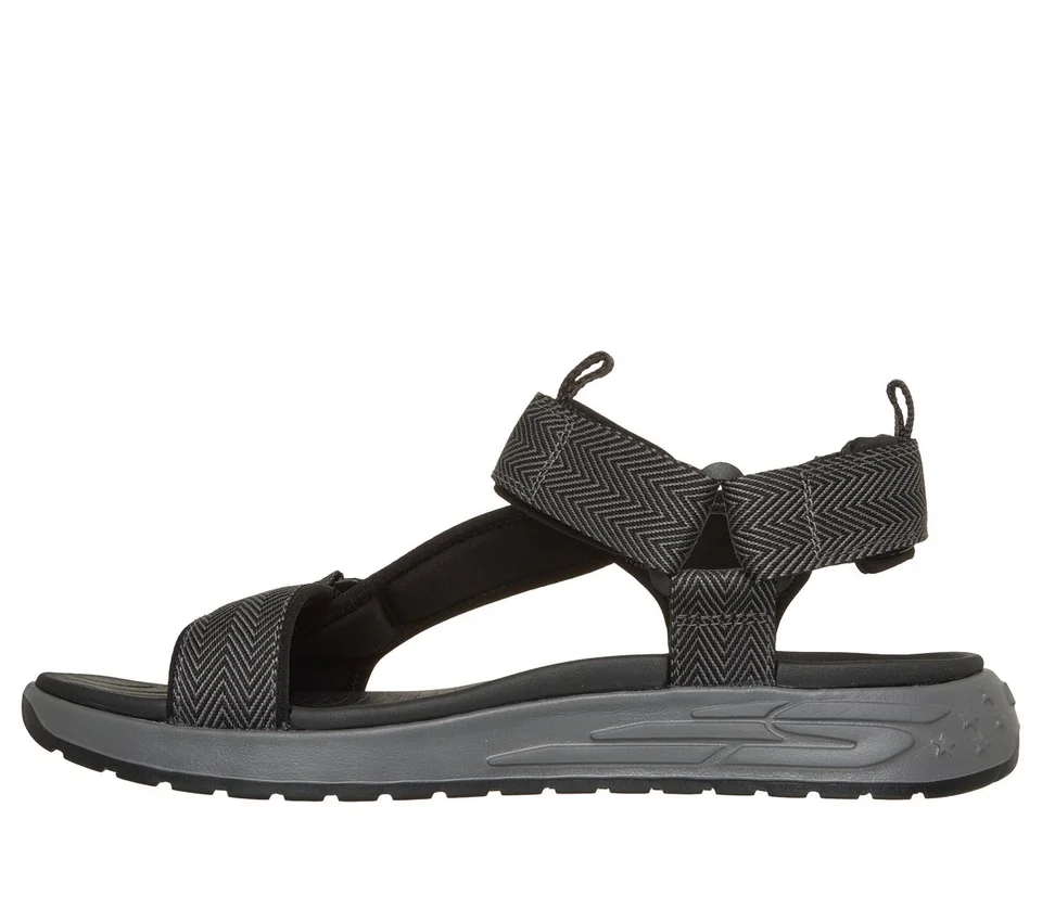 Relaxed Fit: Street Retro Jogger Sandály – Finn Relaxed Fit: Street Retro Jogger Sandály – Finn