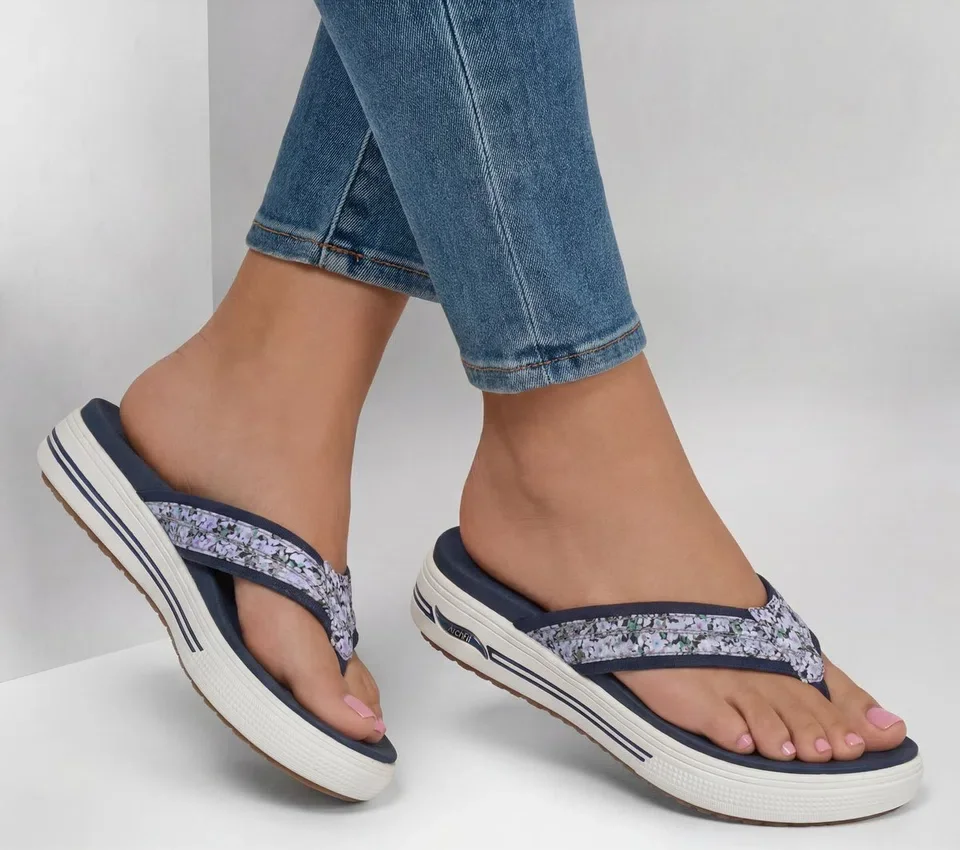 Sandály Arch Fit Arcade – Flora Friends Sandály Arch Fit Arcade – Flora Friends