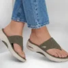 Sandály Go Walk Arch Fit 2.0 – Ashley Sandály Go Walk Arch Fit 2.0 – Ashley