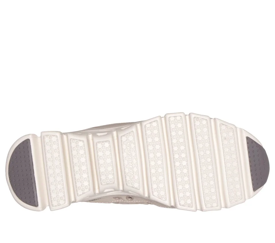 Skechers Slip-ins: Glide-Step – pohodlné nošení Skechers Slip-ins: Glide-Step – pohodlné nošení