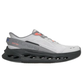 Skechers Slip-ins: Max Cushioning Glide-Step – Reklama