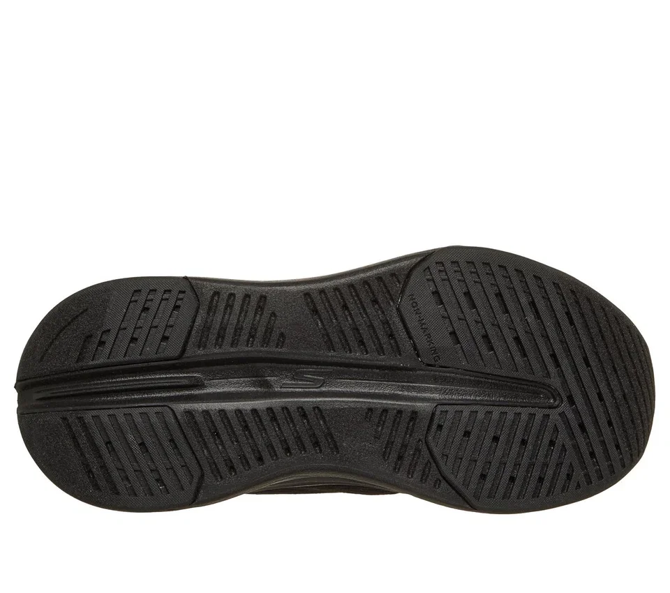 Skechers Slip-ins: Max Cushioning Glide-Step – reklama Skechers Slip-ins: Max Cushioning Glide-Step – reklama