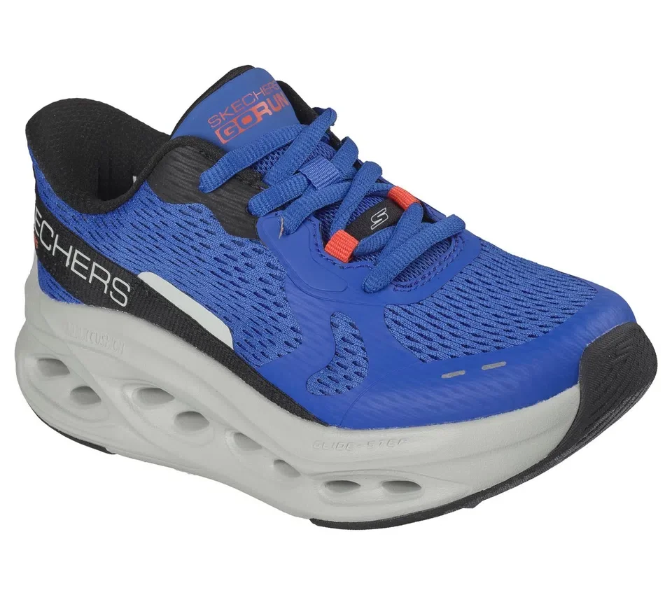 Skechers Slip-ins: Max Cushioning Glide-Step – reklama Skechers Slip-ins: Max Cushioning Glide-Step – reklama