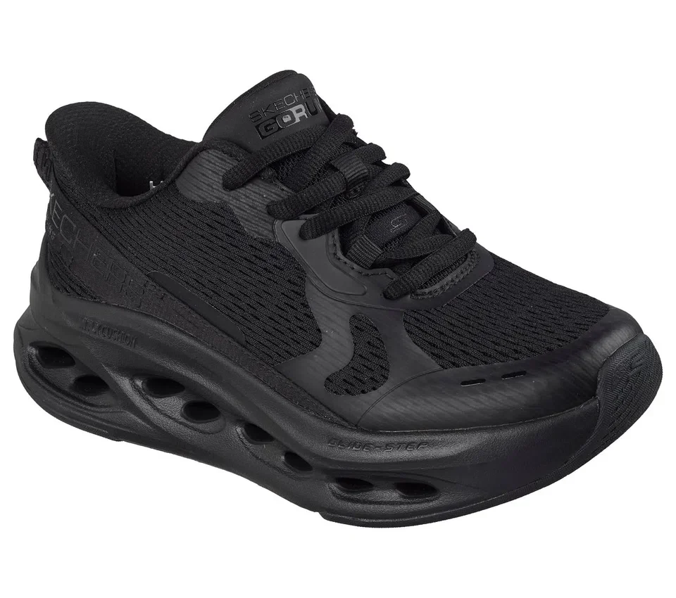 Skechers Slip-ins: Max Cushioning Glide-Step – reklama Skechers Slip-ins: Max Cushioning Glide-Step – reklama