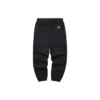 Sportovní kalhoty CNY Series s potiskem písmen „Black“