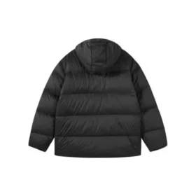 Waterproof péřová bunda s kapucí „Black“